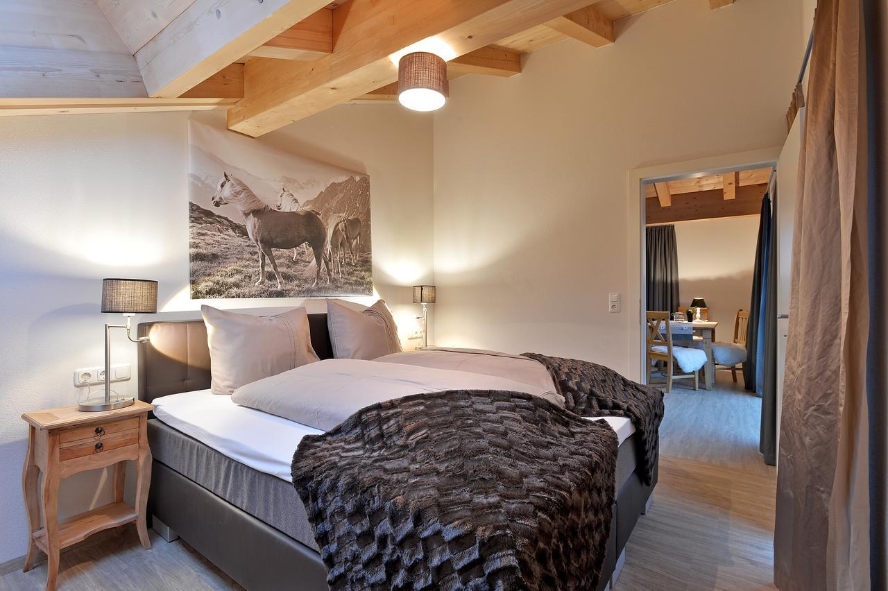 Narzenhof Wellness Chalets, Familien & Luxus Apartments Am Bauernhof Санкт Йохан ин Тирол Екстериор снимка