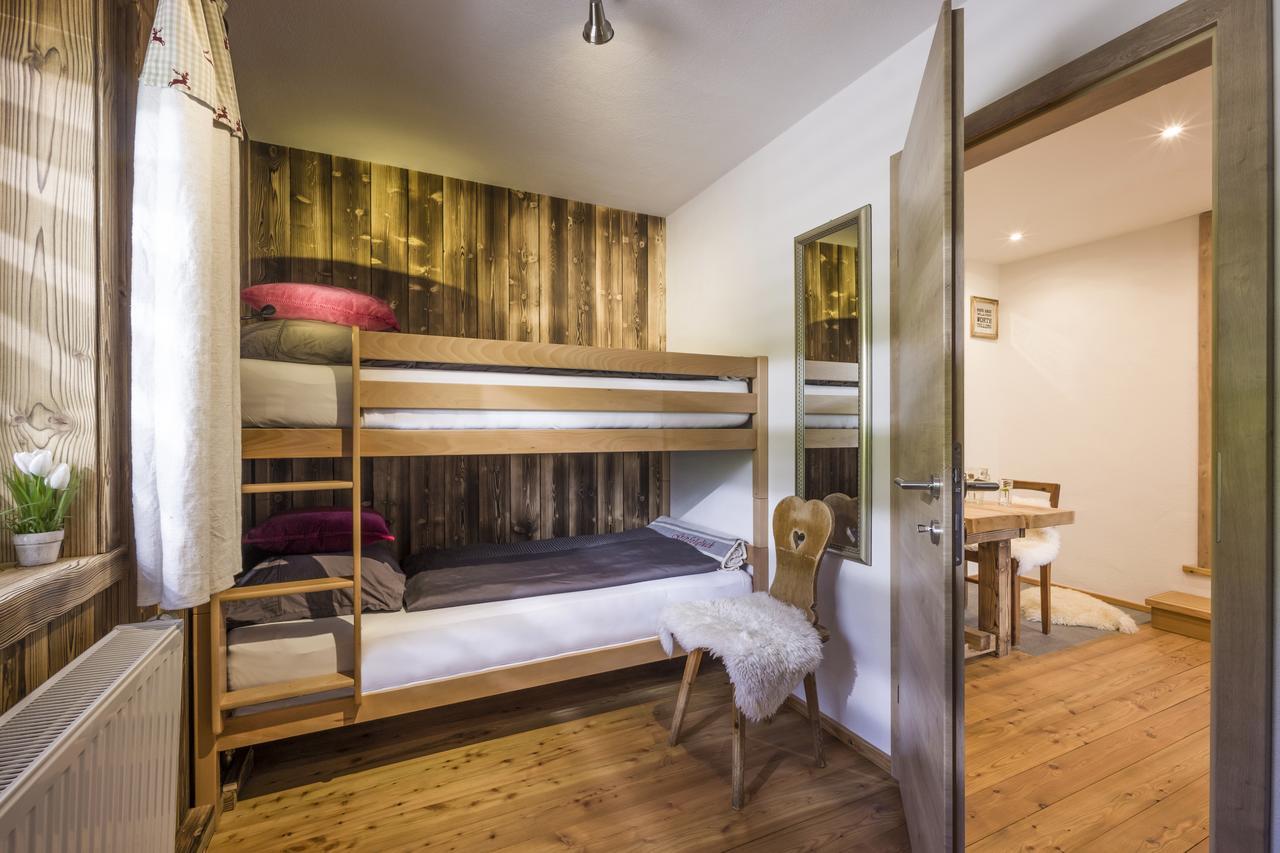 Narzenhof Wellness Chalets, Familien & Luxus Apartments Am Bauernhof Санкт Йохан ин Тирол Екстериор снимка